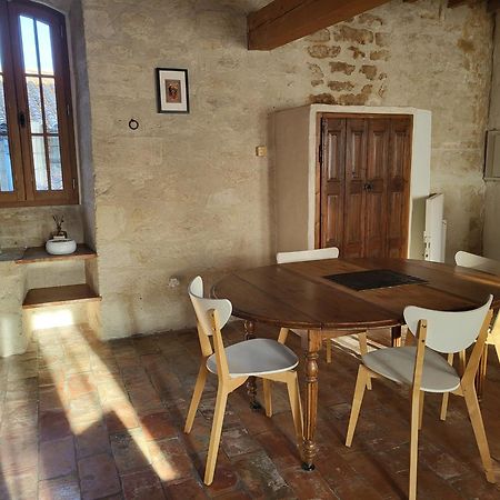 Maison Atypique Coeur De Village Historique Villeneuve-lès-Avignon Extérieur photo