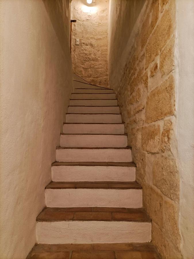 Maison Atypique Coeur De Village Historique Villeneuve-lès-Avignon Extérieur photo