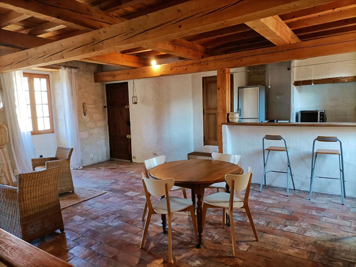 Maison Atypique Coeur De Village Historique Villeneuve-lès-Avignon Extérieur photo